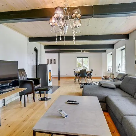 Nyaraló Knut - 10km From The Sea In Western Jutland By Interhome *